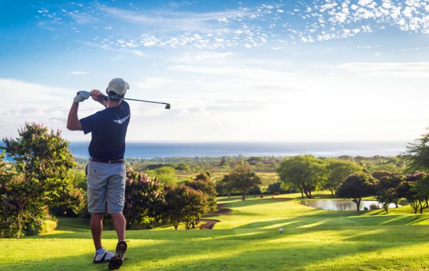 golf player on the green